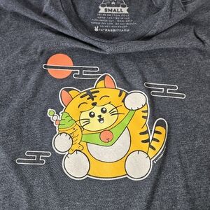 FAT RABBIT Tiger Maneki Neko T-shirt Men's Small